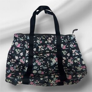 Vera Bradley packable tote